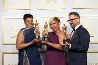 PictureLux Celebrity Stock Photos