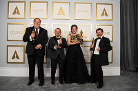 PictureLux Celebrity Stock Photos