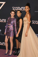 PictureLux Celebrity Stock Photos