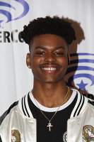 PictureLux Celebrity Stock Photos