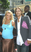 PictureLux Celebrity Stock Photos